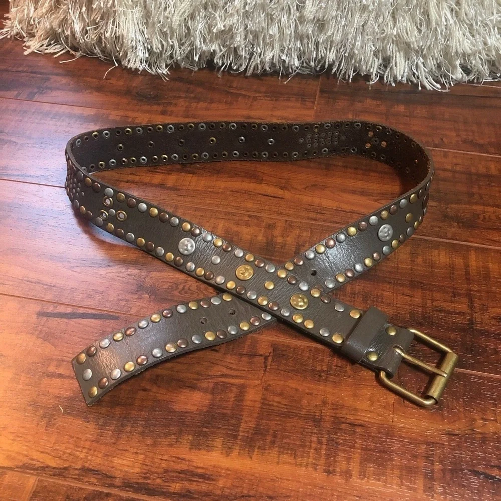VINTAGE 1980'S STUDDED LEATHER BELT